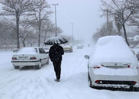 تهران دوشنبه یخ می زند؛ بارش برف در شهرهای شمالی استان