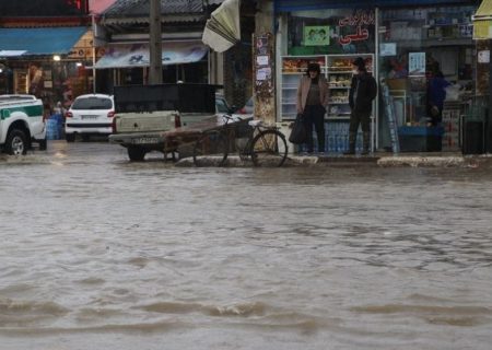 بارش ۱۳۰ میلی‌متر باران در رشت/ شهر ‌زیر آب رفت‌