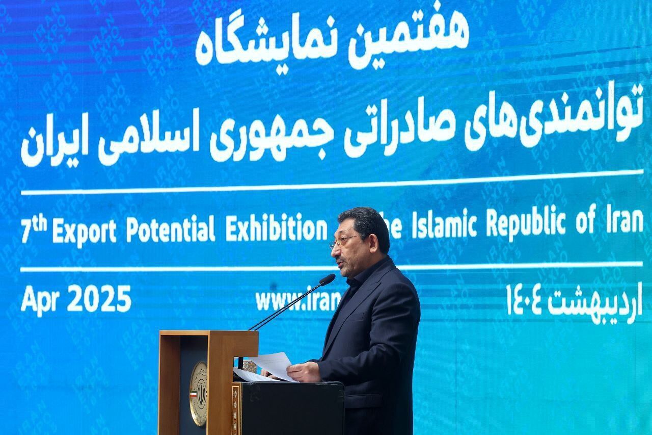 اتابک: رشد ۱۱ درصدی مبادلات تجاری با جهان