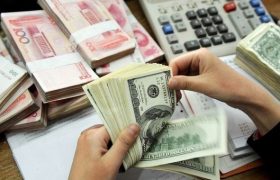 باید فرق میان فروش با تخصیص ارز روشن شود