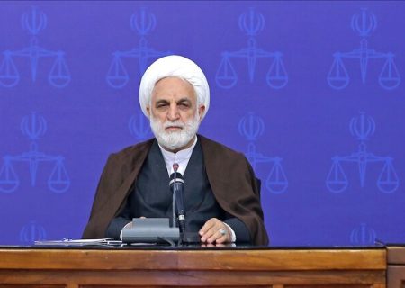ایران و چین بر گسترش همکاری‌های قضایی تأکید کردند