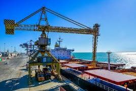 فعالیت شبانه‌روزی بندر امام/ تضمین امنیت غذایی با تداوم واردات