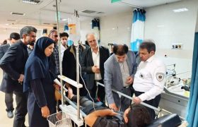 مسمومیت دسته‌جمعی ۵۰ نفر در فیرورق