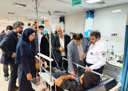 مسمومیت دسته‌جمعی ۵۰ نفر در فیرورق