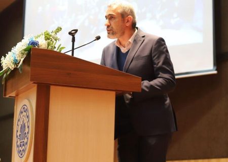 استعلام منفی مدنی‌زاده به دلیل تولد فرزند در آمریکا