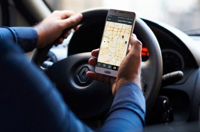 بازنگری در مقررات تاکسیهای اینترنتی و مسافربرهای غیررسمی