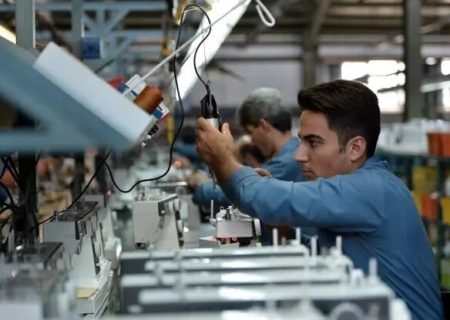 نرخ بیکاری در سال گذشته چقدر کم شد؟