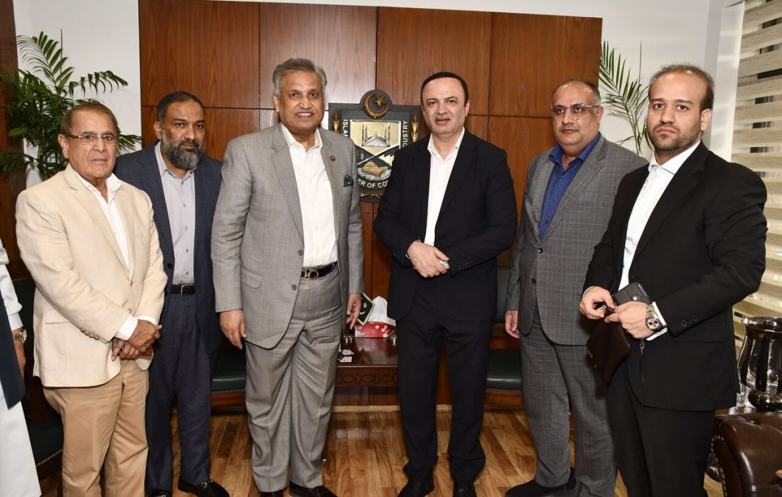 دعوت از جامعه بازرگانی پاکستان برای سرمایهگذاری در مناطق آزاد ایران