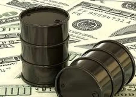 افت قیمت نفت در پی نگرانی درباره عرضه سوخت روسیه