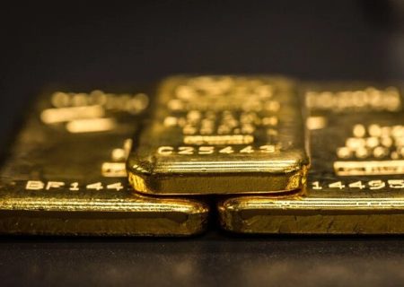 طلا به مرز ۴۰۰۰ دلار نزدیک‌تر شد