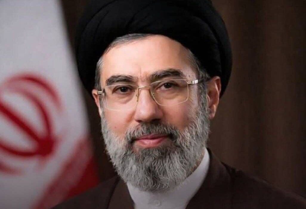 پیام رهبر انقلاب به مناسبت سالروز افتتاح مجلس شورای اسلامی و آغاز سومین سال فعالیت مجلس دوازدهم
